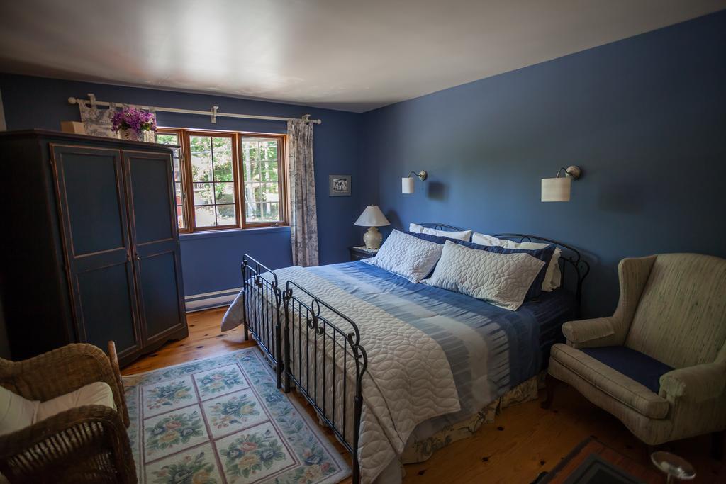 La Chaumiere De L'Anse Bed and Breakfast Mont-Tremblant Kamer foto