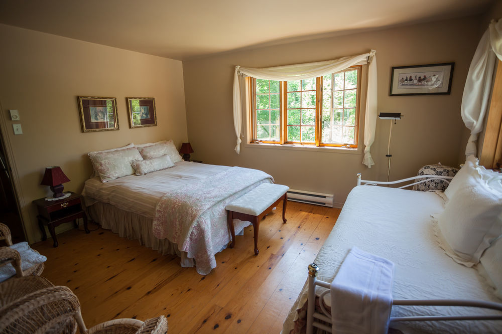 La Chaumiere De L'Anse Bed and Breakfast Mont-Tremblant Buitenkant foto