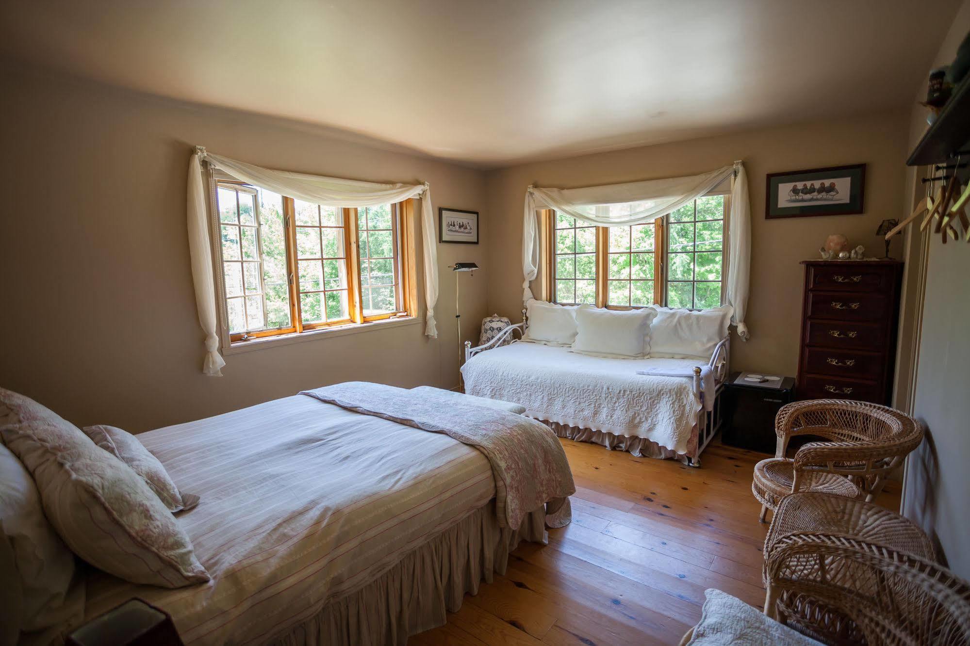La Chaumiere De L'Anse Bed and Breakfast Mont-Tremblant Buitenkant foto